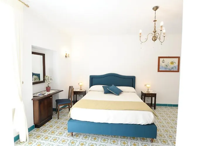 Residenza Luce Hotel 3*