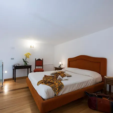 Residenza Luce Szálloda 3*