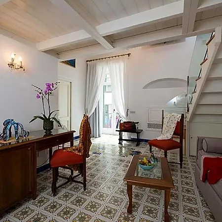 Residenza Luce 3* أمالفي